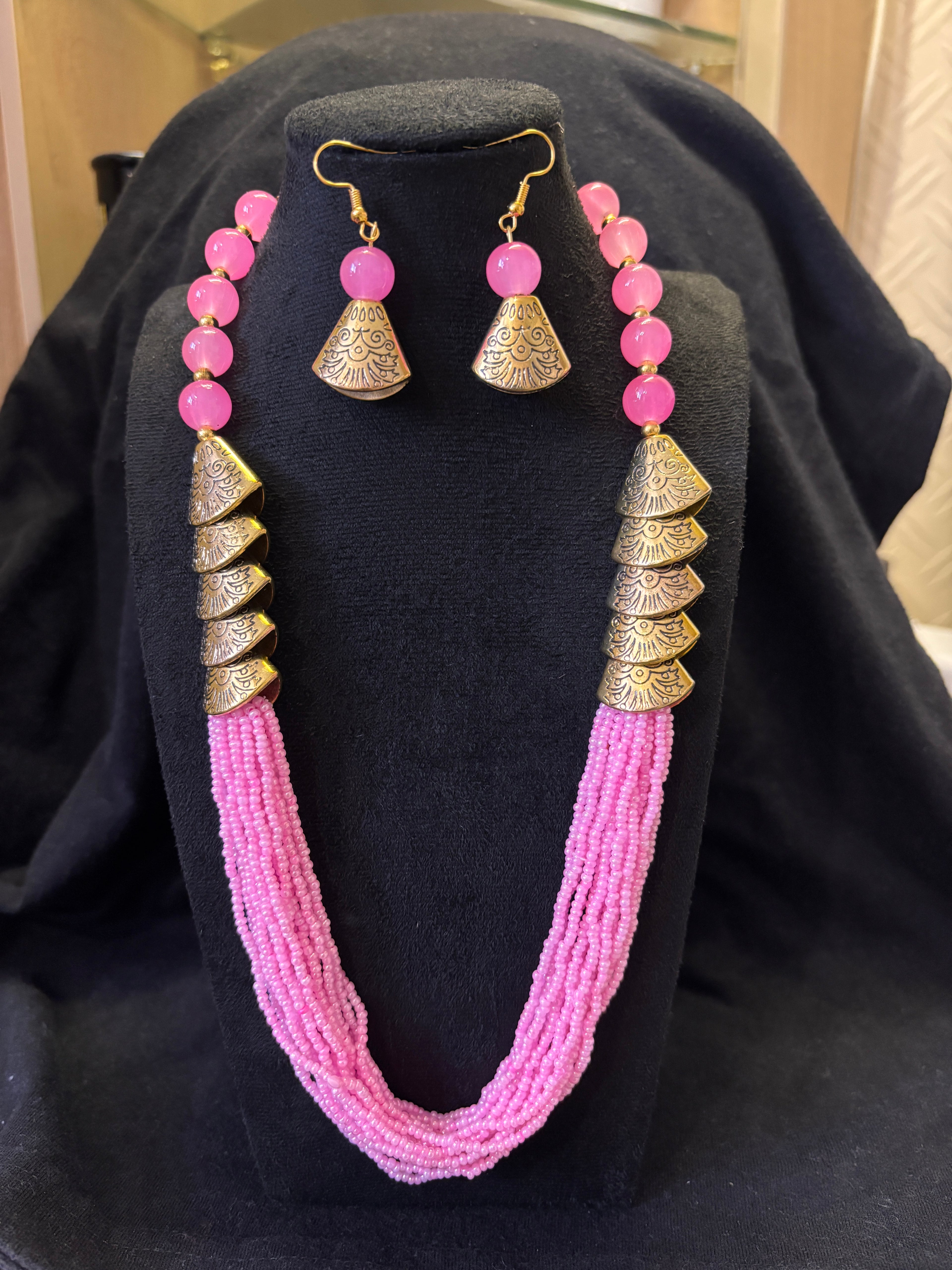 Layered Pearl Beaded Necklace Set